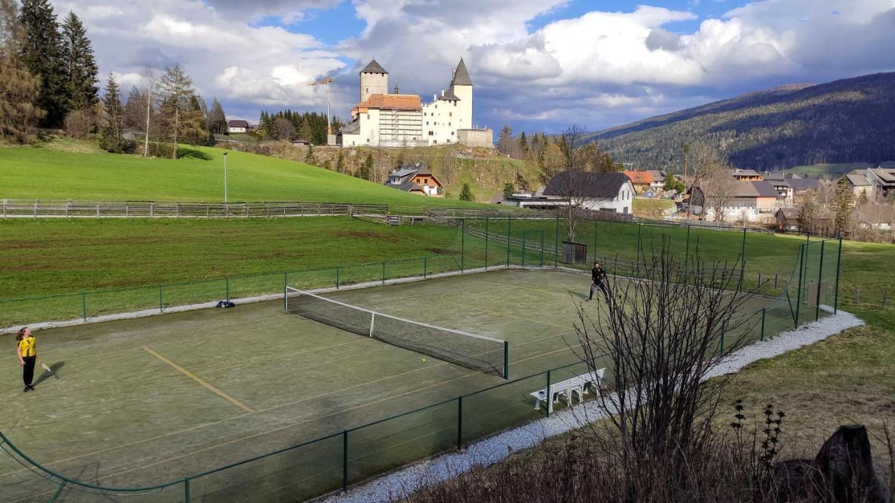 Burglodge Fischerkeusche Mauterndorf  Exterior photo