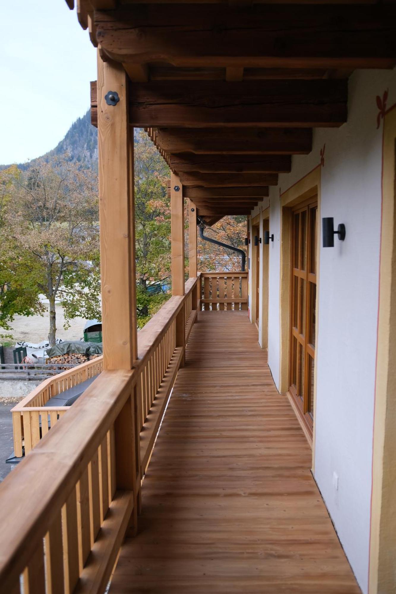 Burglodge Fischerkeusche Mauterndorf  Exterior photo